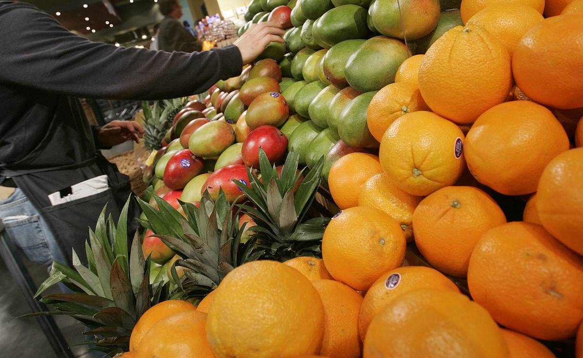 fruit in produce display