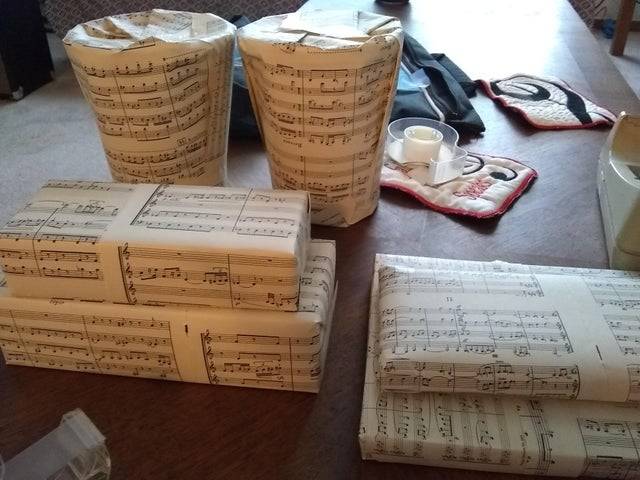 music sheet wrapping paper