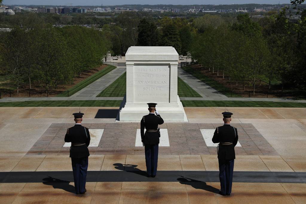 Picture of a tomb 