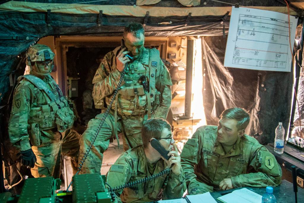 Picture of Army members 