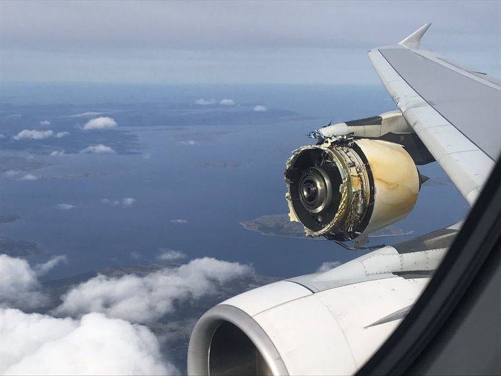 Plane engine burnt out mid-air