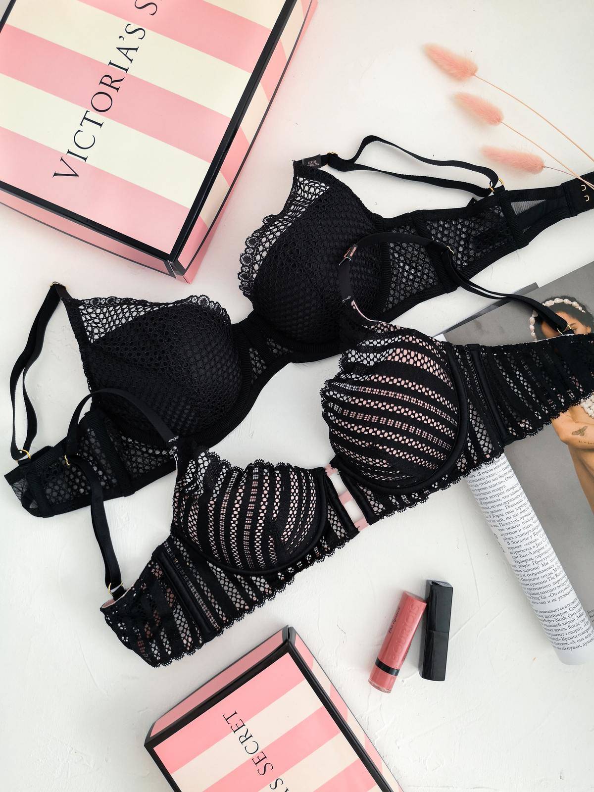 Bra from victoria secret spread