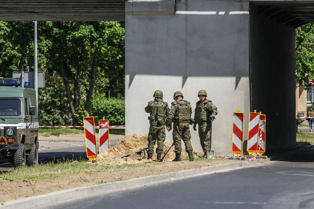 Picture of army