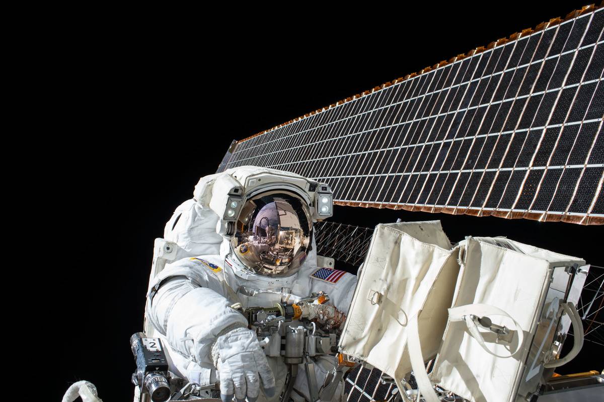Astronaut Scott Kelly floats outside of the ISS.