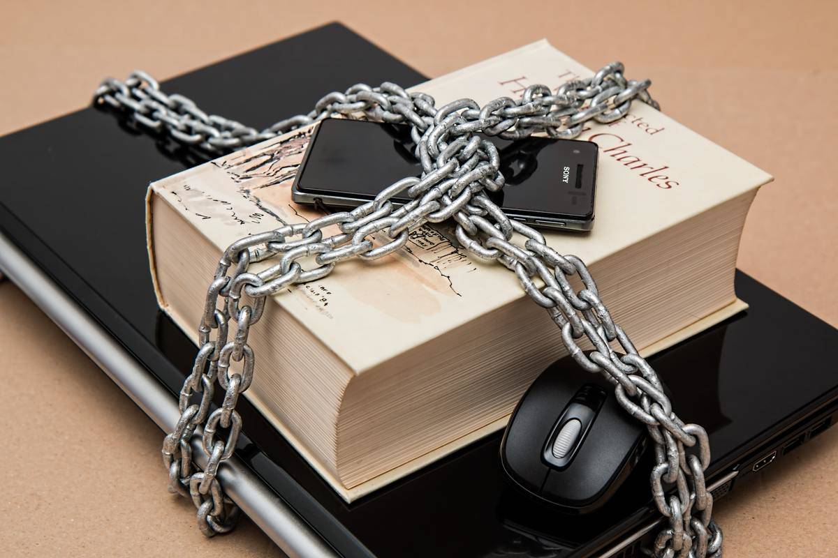 Personal belongings chained up in order to protect privacy