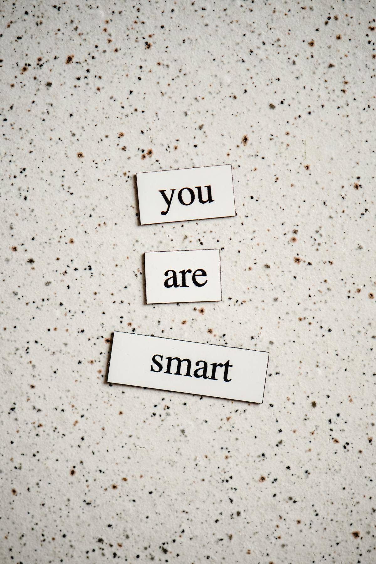 Tiles that read