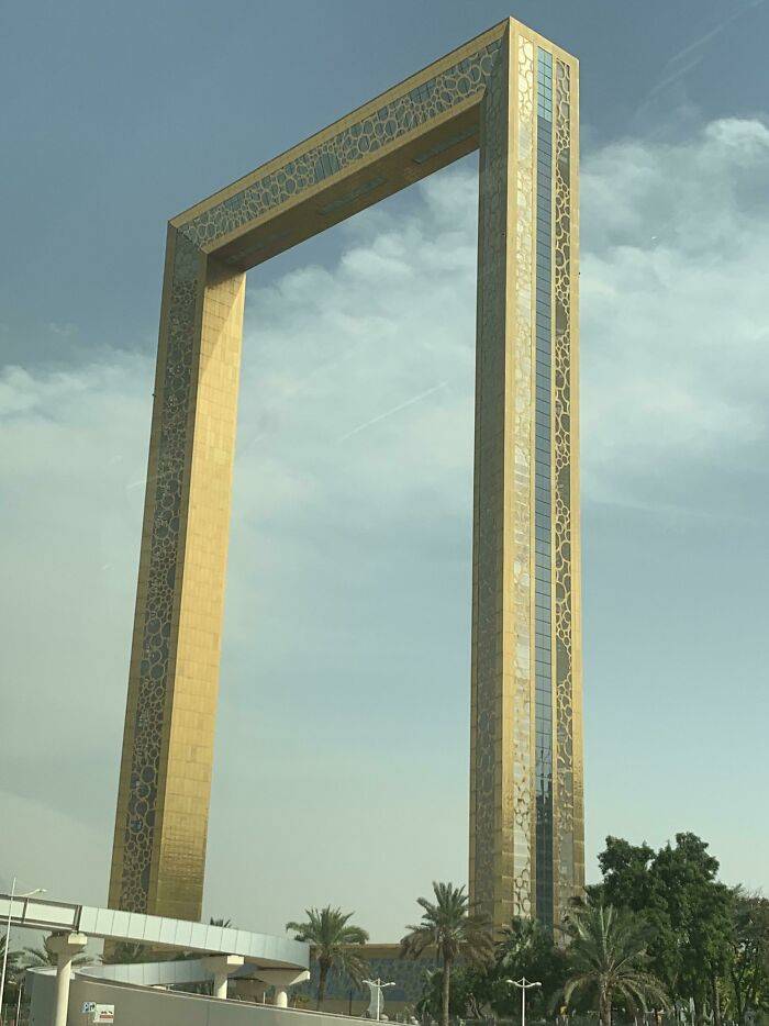 square arch building