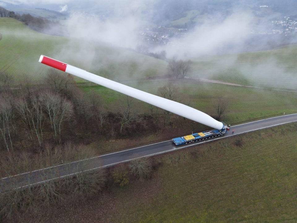 67-Meter-Wind-Blade-Transport-79951