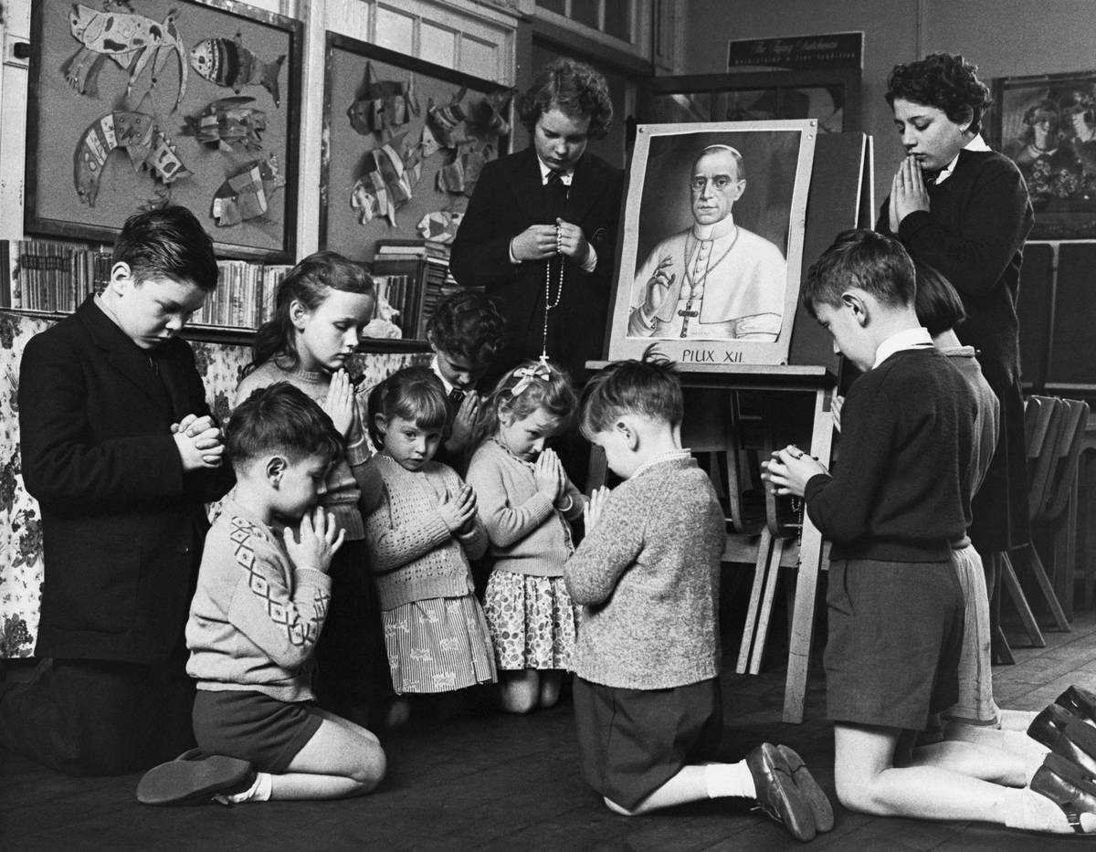 Children Pray For Pope Pius XII