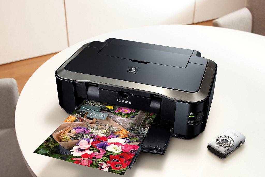 printer with a photo of flowers