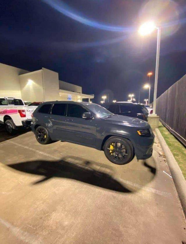 car looks like its floating