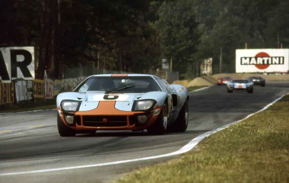 Le Mans.