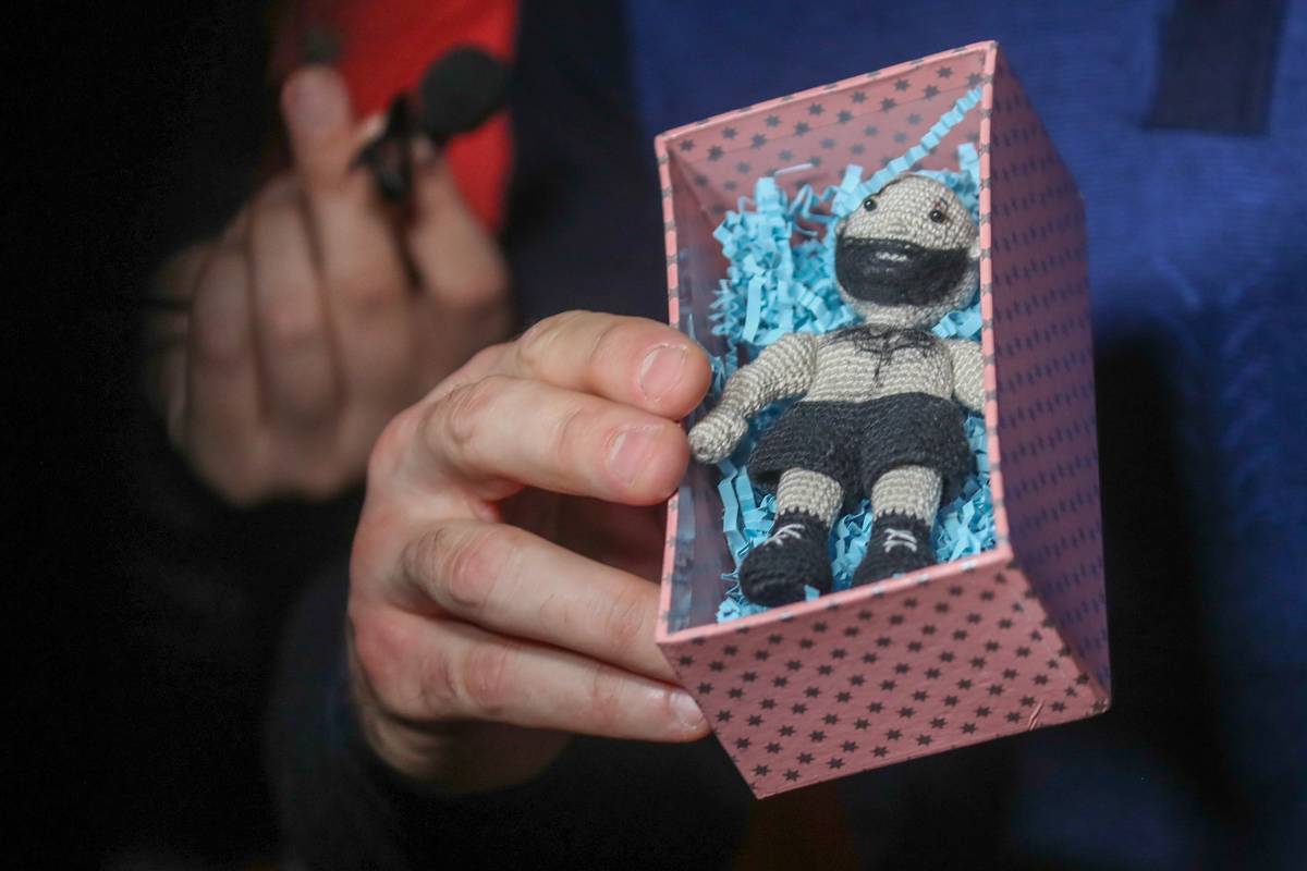 MMA fighters Ismailov and Shtyrkov give press conference ahead of their bout