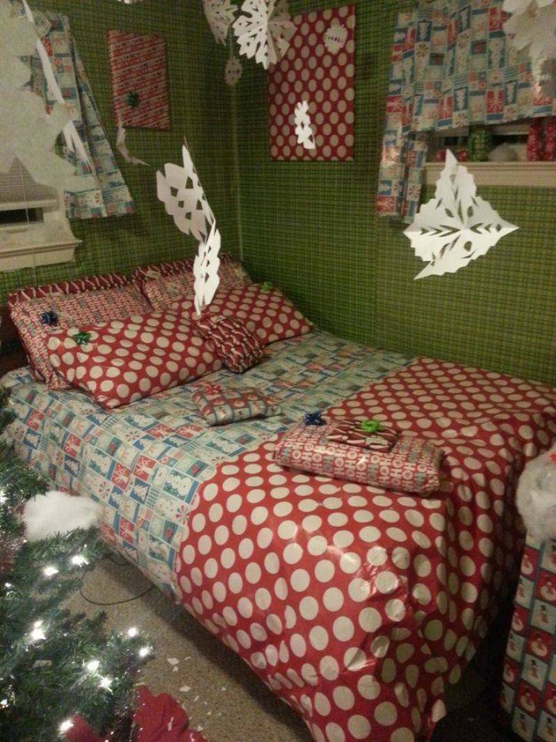 wrapping-roommates-room-95631