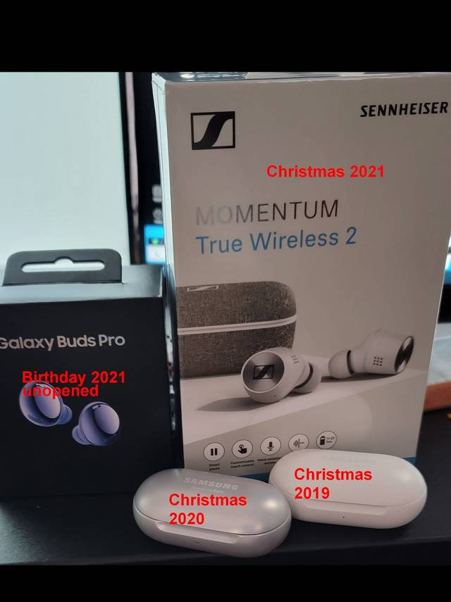 Four packs of wireless earbud headphones