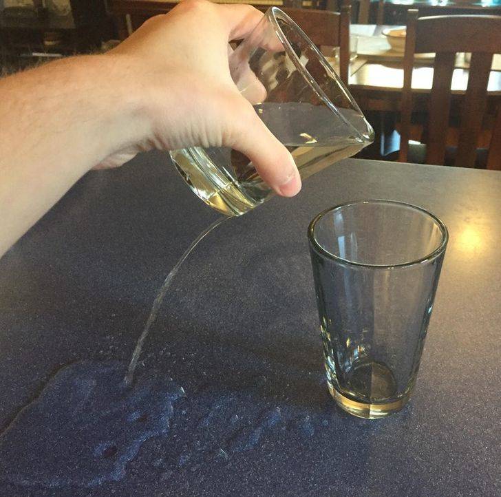cup spilling when pouring it