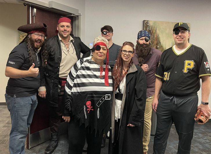 dressing as pirates but not baseball