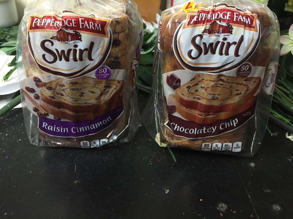 Pranking child by switching bagels with raisins for bagels with cholocate