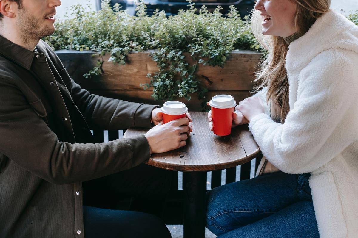 Couple on a coffee date 