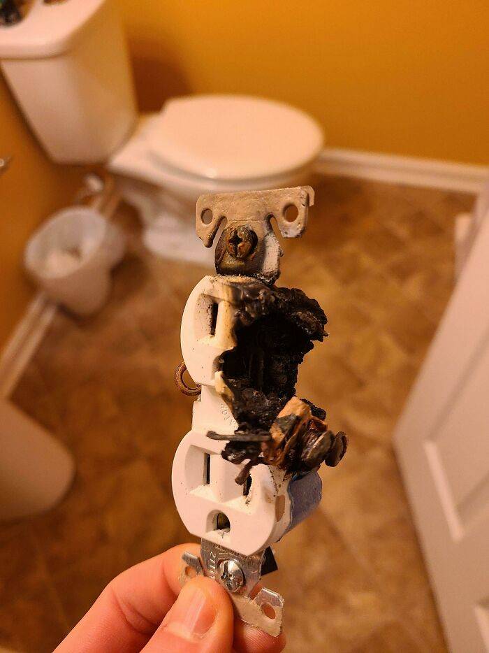 outlets dead in the basement