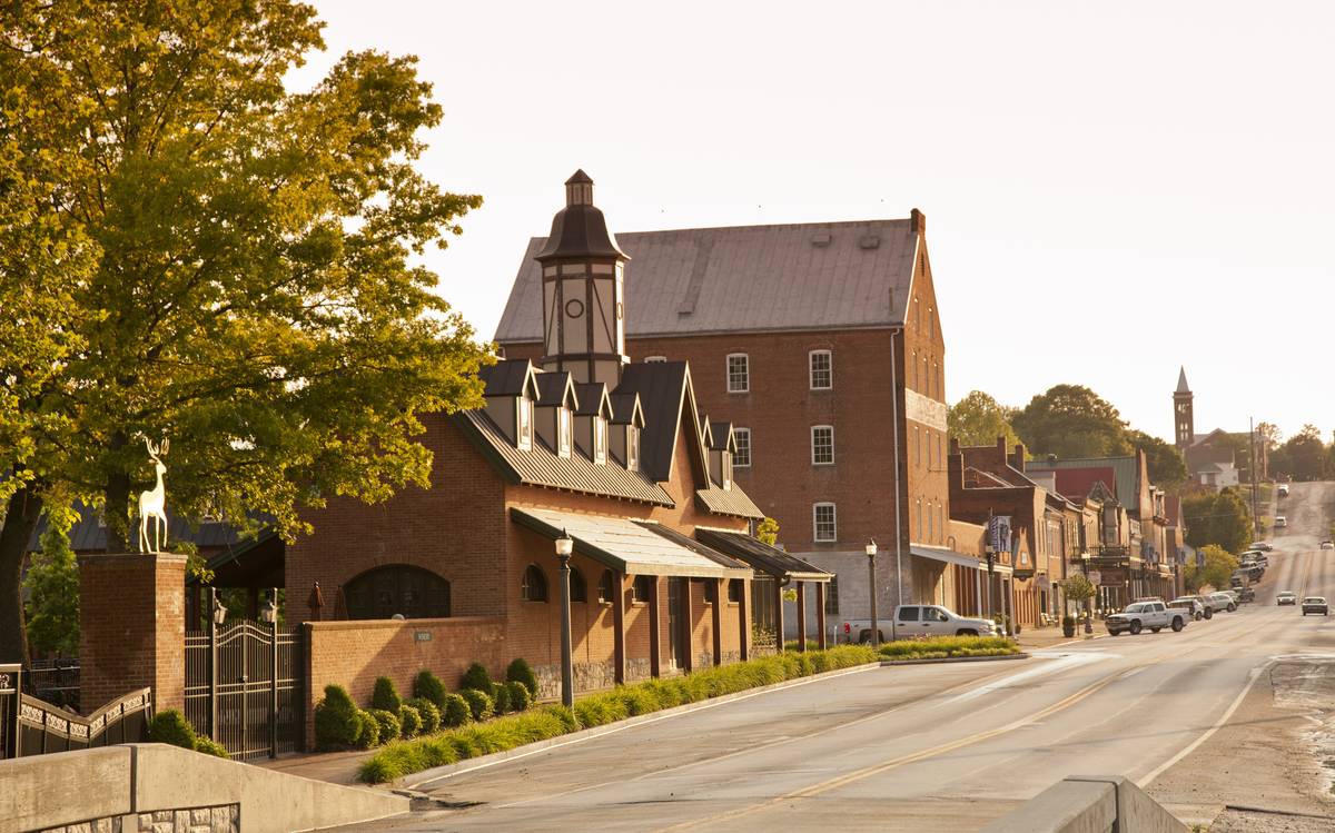 Downtown Hermann, Missouri (Historic German Settlement founded in 1837