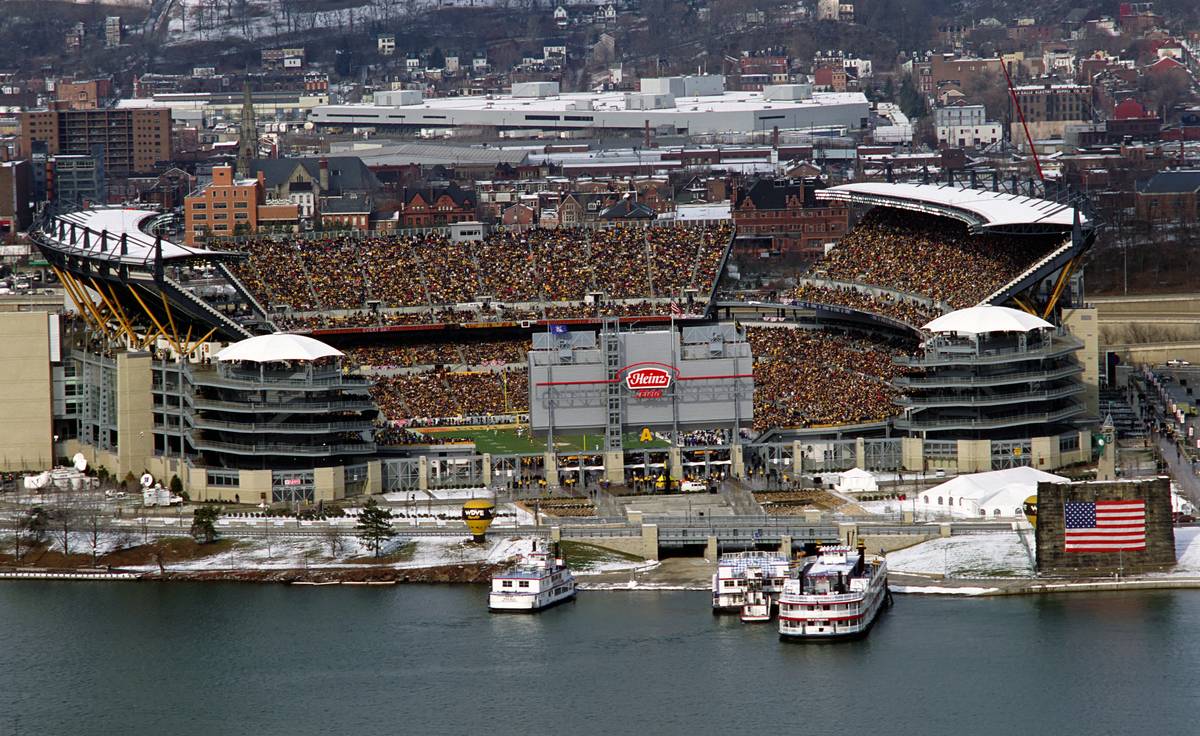 Baltimore Ravens v Pittsburgh Steelers