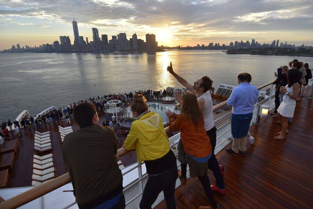 Cruise ship passengers