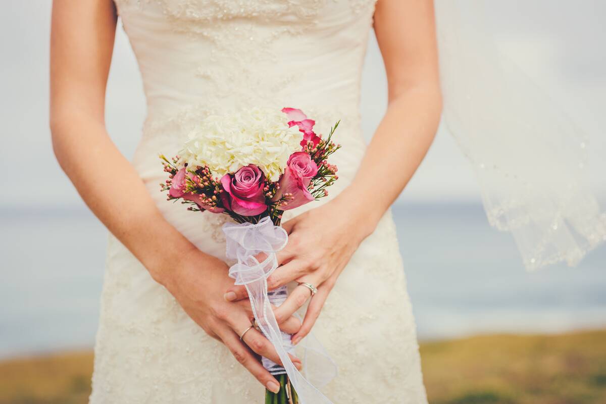 bride-2021-08-26-17-04-57-utc