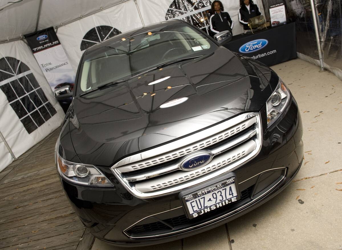 Taurus Top Performer: A Night With the 2010 Ford Taurus