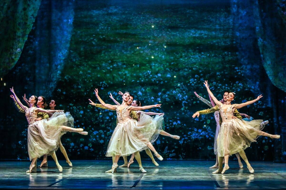 Rehearsal of ''Nutcracker'' ballet performance in Ankara