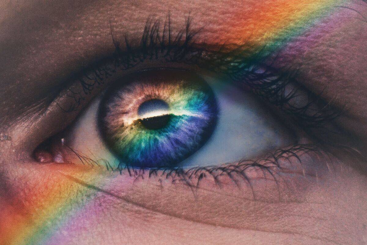 Eyes and color