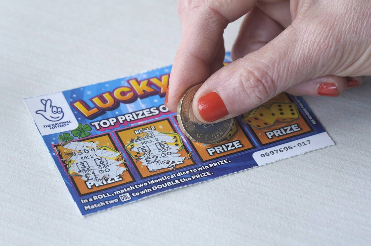 Lucky Roll scratch card