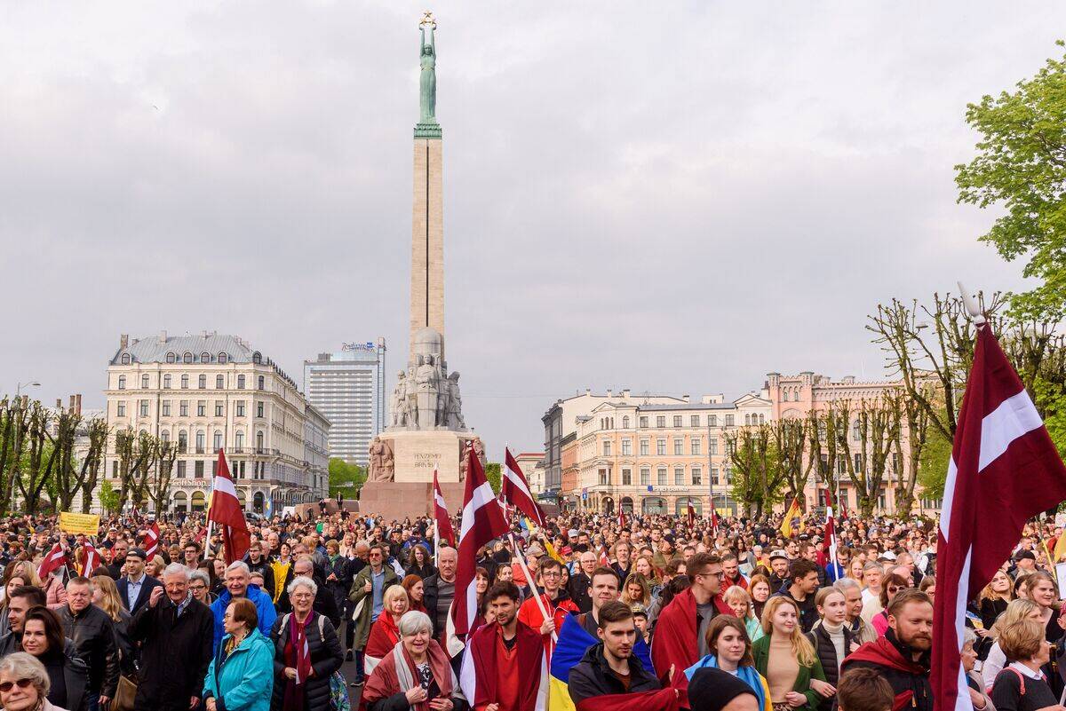LATVIA-RUSSIA-UKRAINE-CONFLICT-HISTORY-MONUMENT-DEMO