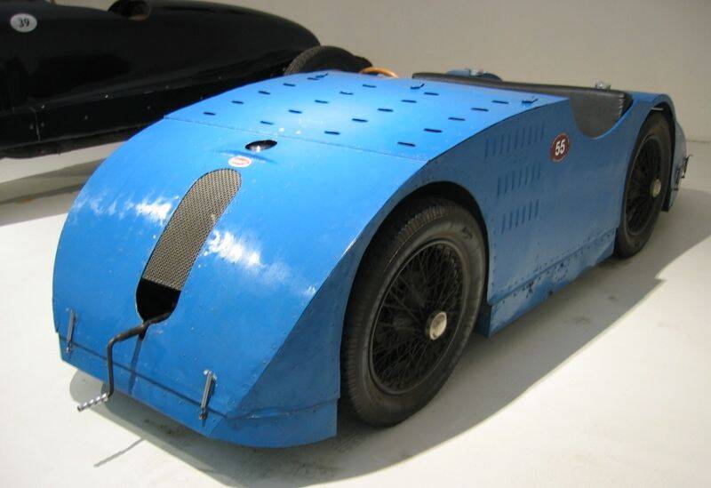 800px-Bugatti_Type_32_Tank