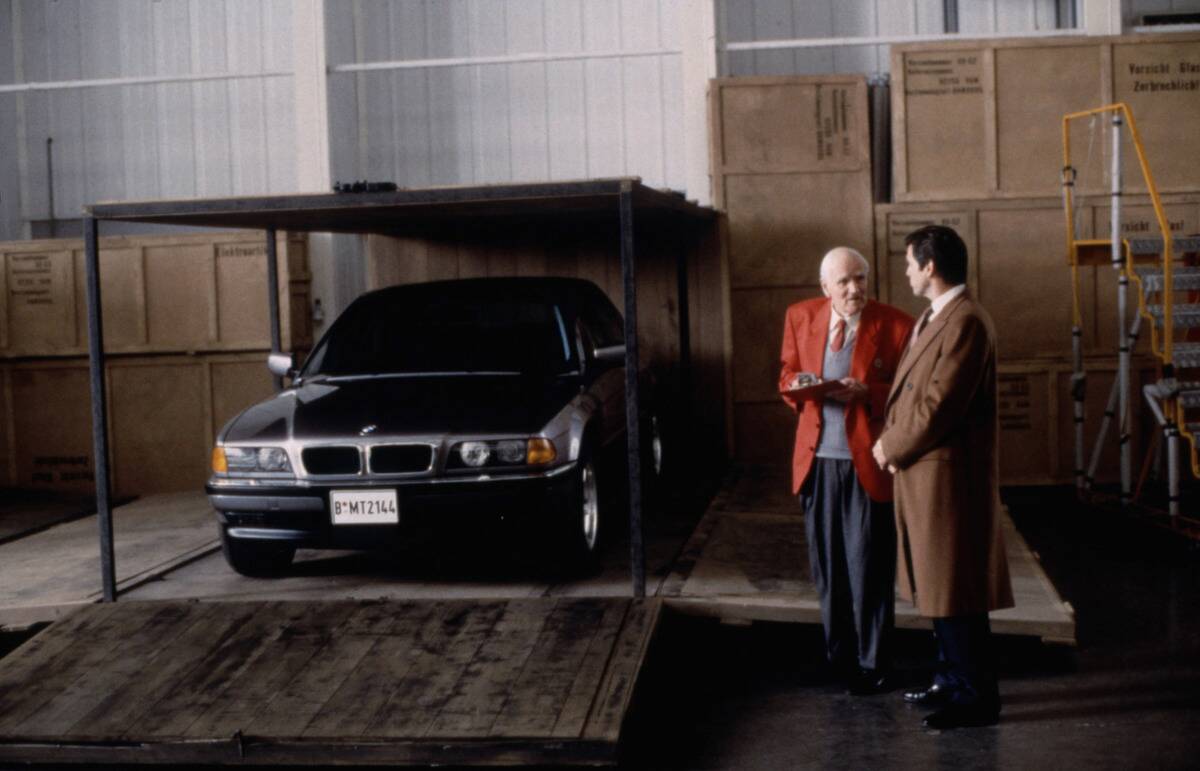 tomorrow-never-dies_8162f4e1