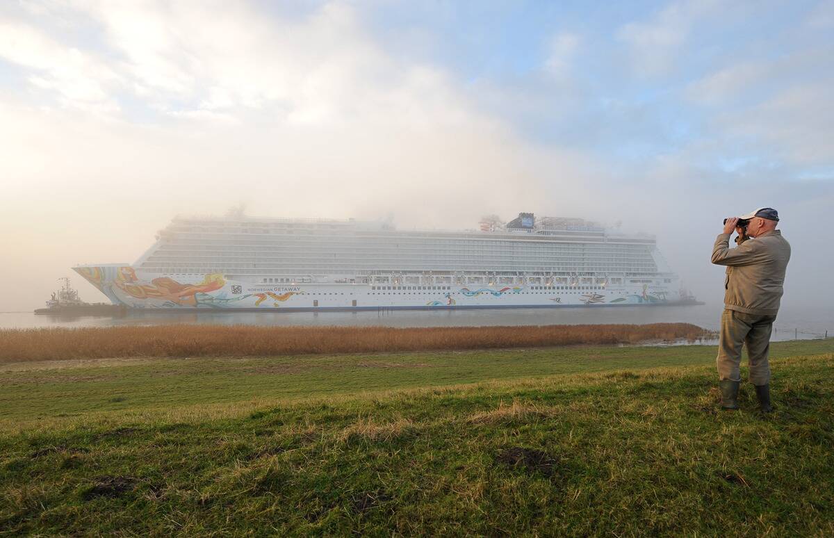 TOPSHOT-GERMANY-TRANSPORT-MARITIME