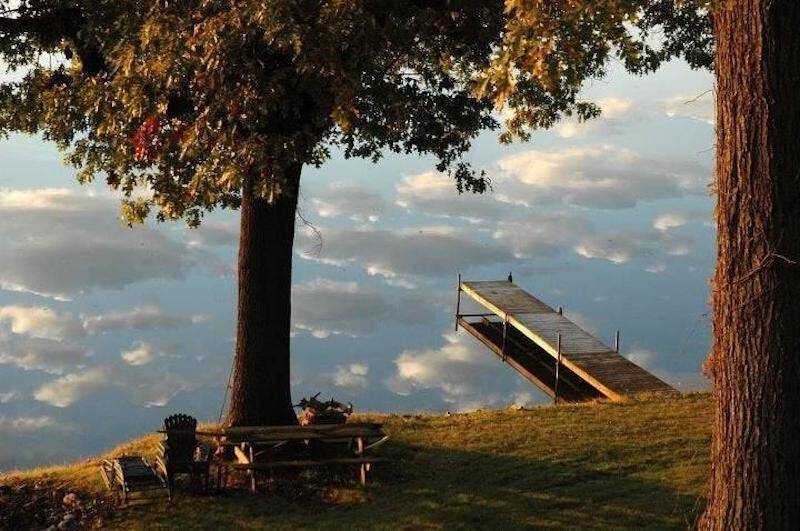 lake-that-looks-like-sky-56537