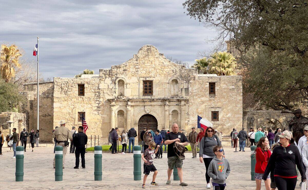 US-TOURISM-ALAMO
