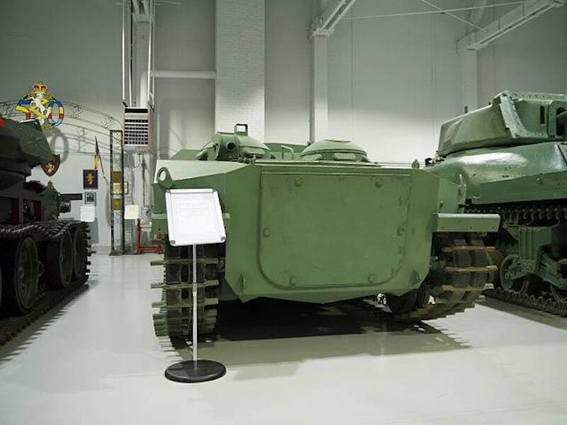 Bobcat_APC_Base_Borden_Military_Museum-43486