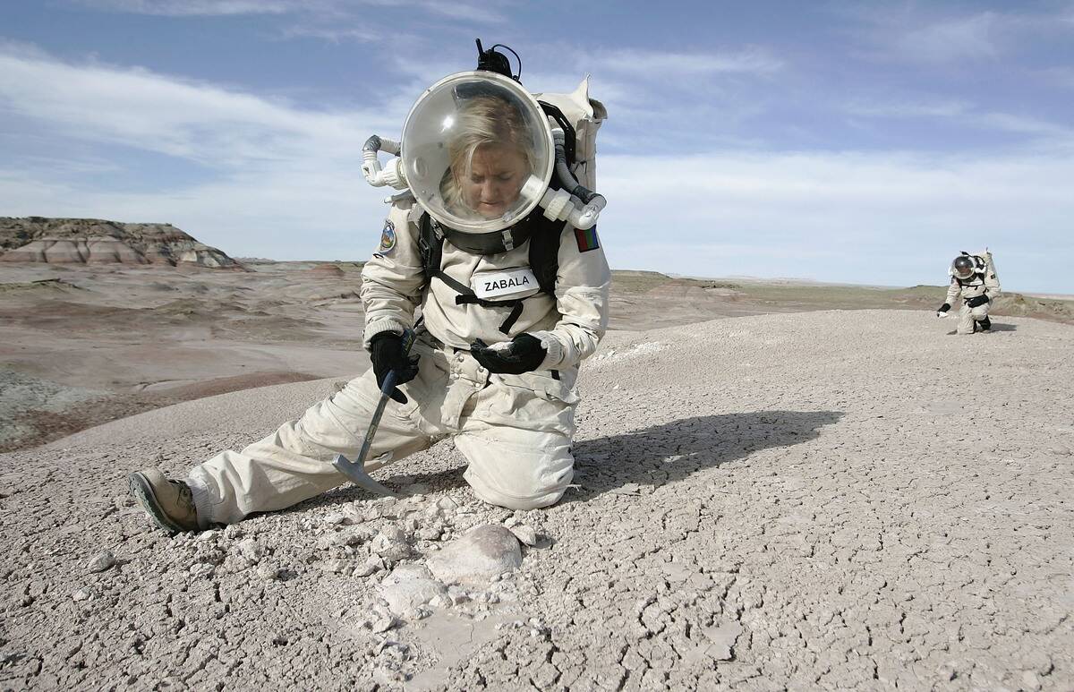 Scientists Simulate Mars In Utah Desert