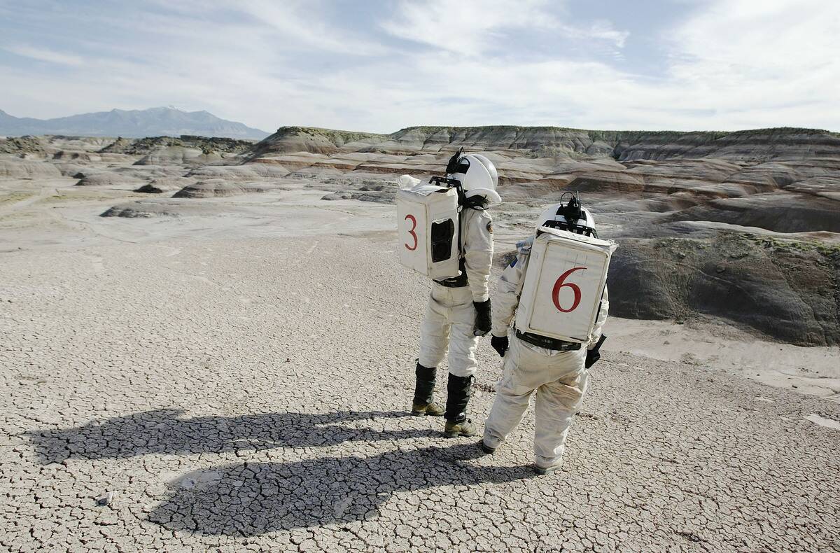 Scientists Simulate Mars In Utah Desert