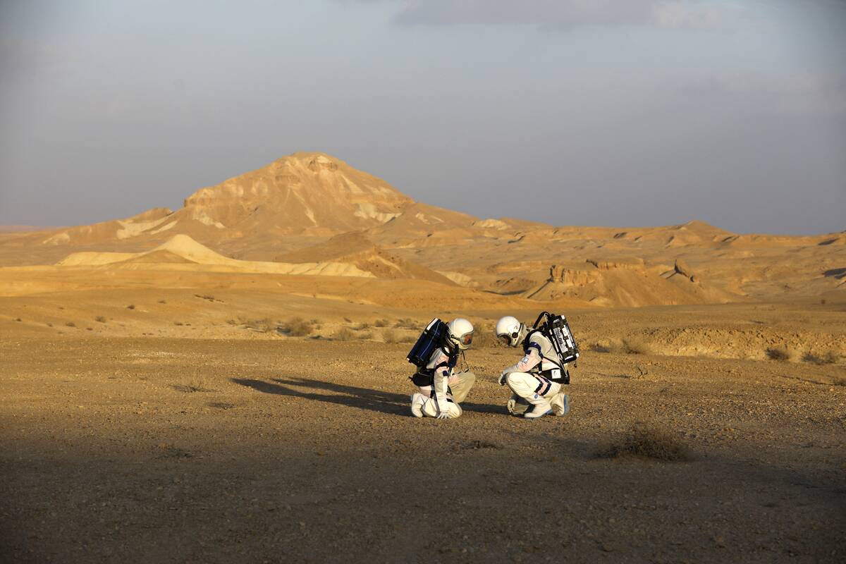 TOPSHOT-ISRAEL-SCIENCE-ASTRONAUTS-MARS