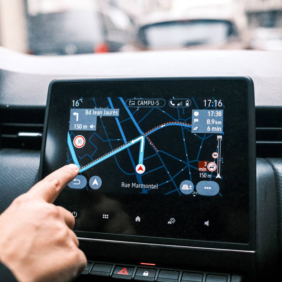 FRANCE-ILLUSTRATION-OCTOBER-2024