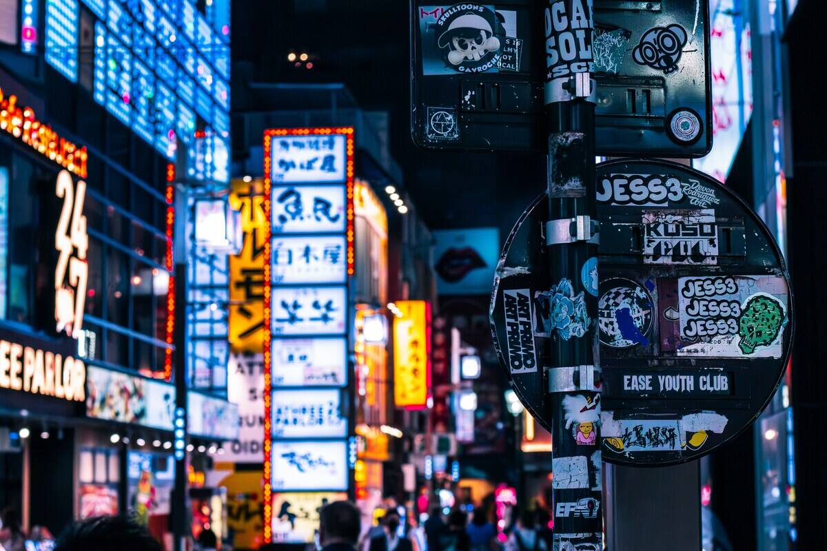 vraj-shah-fSElG2J-SfI-unsplash