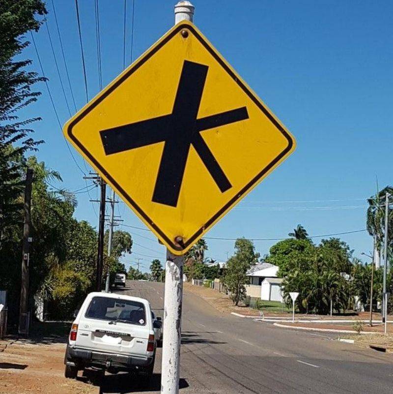 a very specific crossing sign in Australia