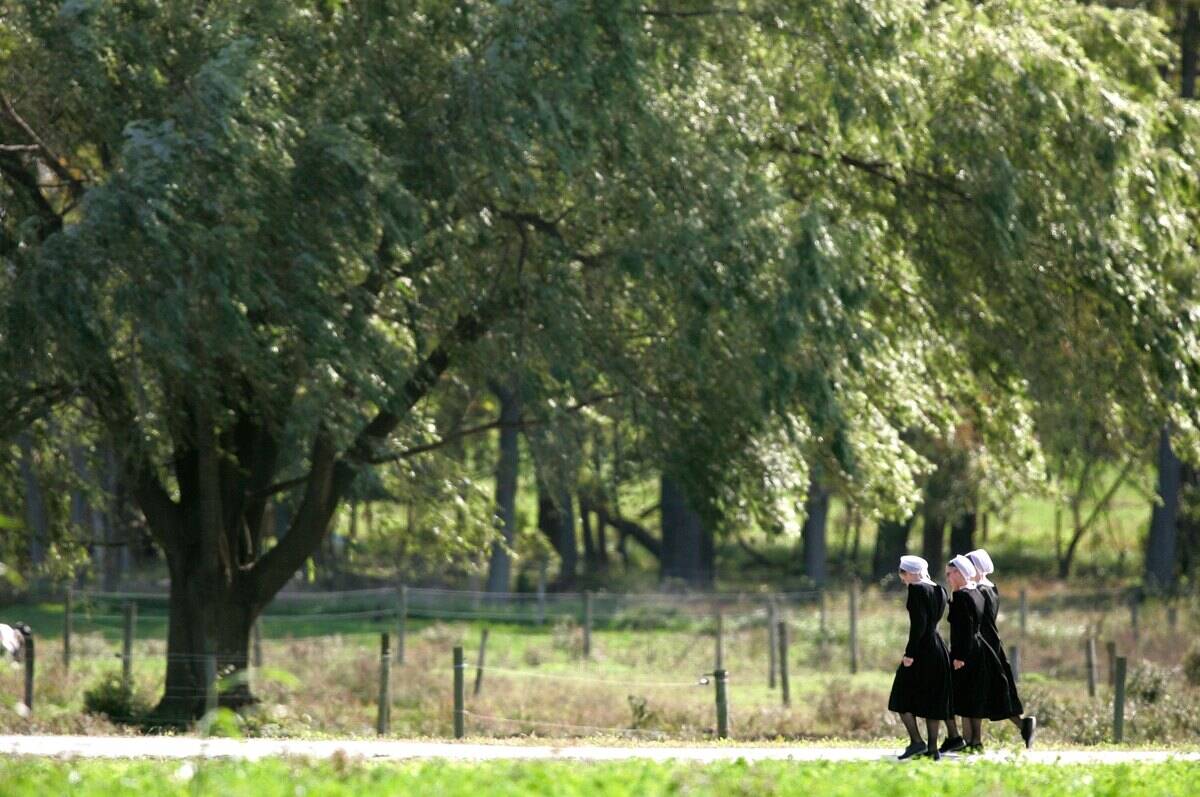 Funerals Held For Amish Girls Murdered In Pennsylvania Schoolhouse