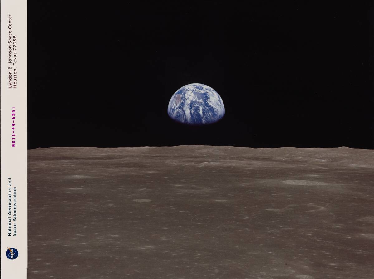 Apollo 11 Earth Rise