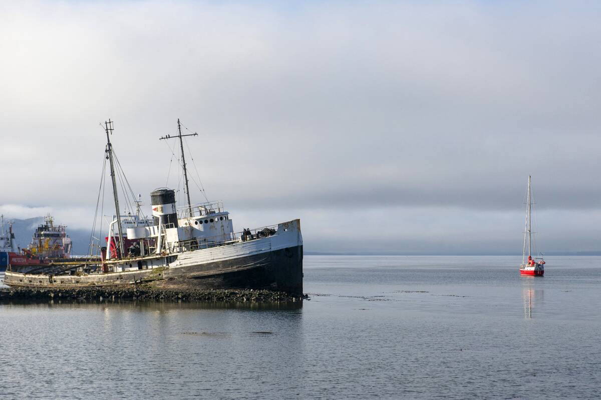 ARGENTINA-CHILE-EARTHQUAKE-TSUNAMI