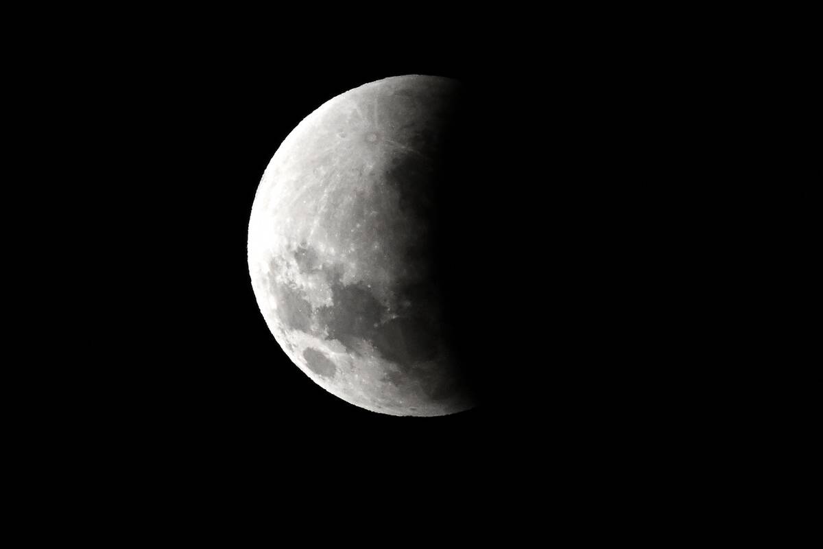 AUSTRALIA-ASTRONOMY-MOON-ECLIPSE