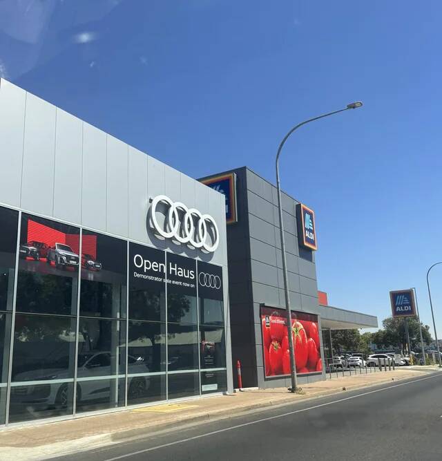 just-popping-down-to-audi-for-the-groceries-v0-mfgujea01wcg1